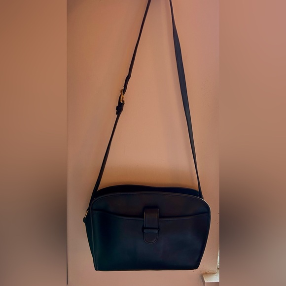 Vintage Coach Brighton Shoulder Bag - Picture 1 of 16
